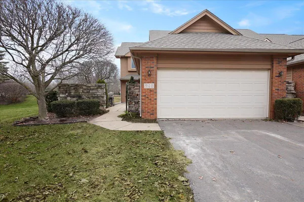 $475,000 | 948 Cornwallis Lane, Munster, IN 46321
