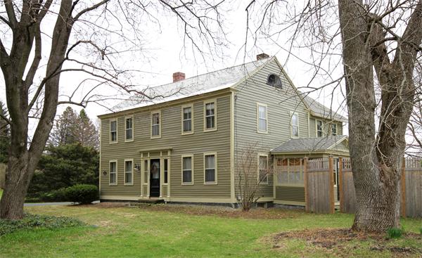 729 Colrain Road Greenfield, MA 01301 - Photo 1 of 15 Gallery Image 1