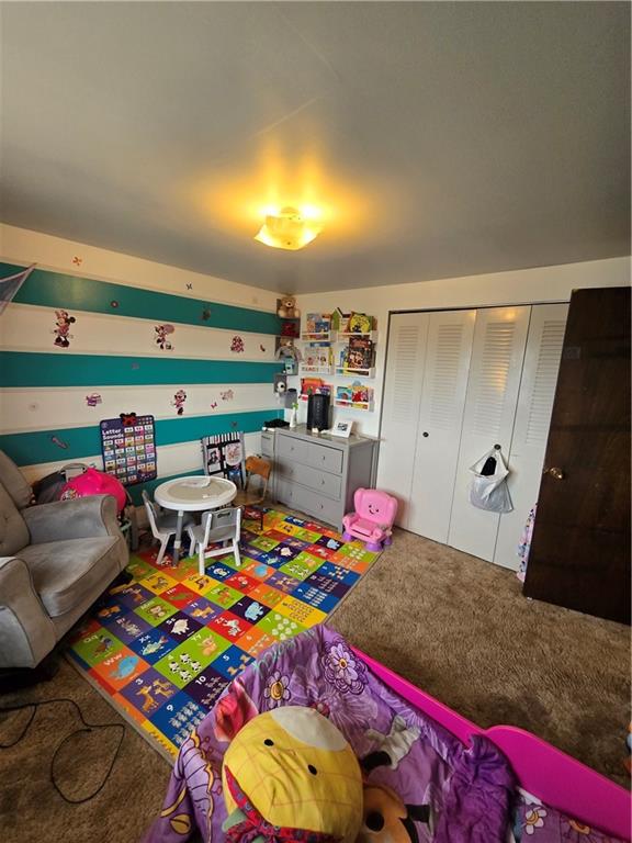 3184 Ladoga Street Pittsburgh, PA 15204 - Photo 11 of 22 a play room with furniture