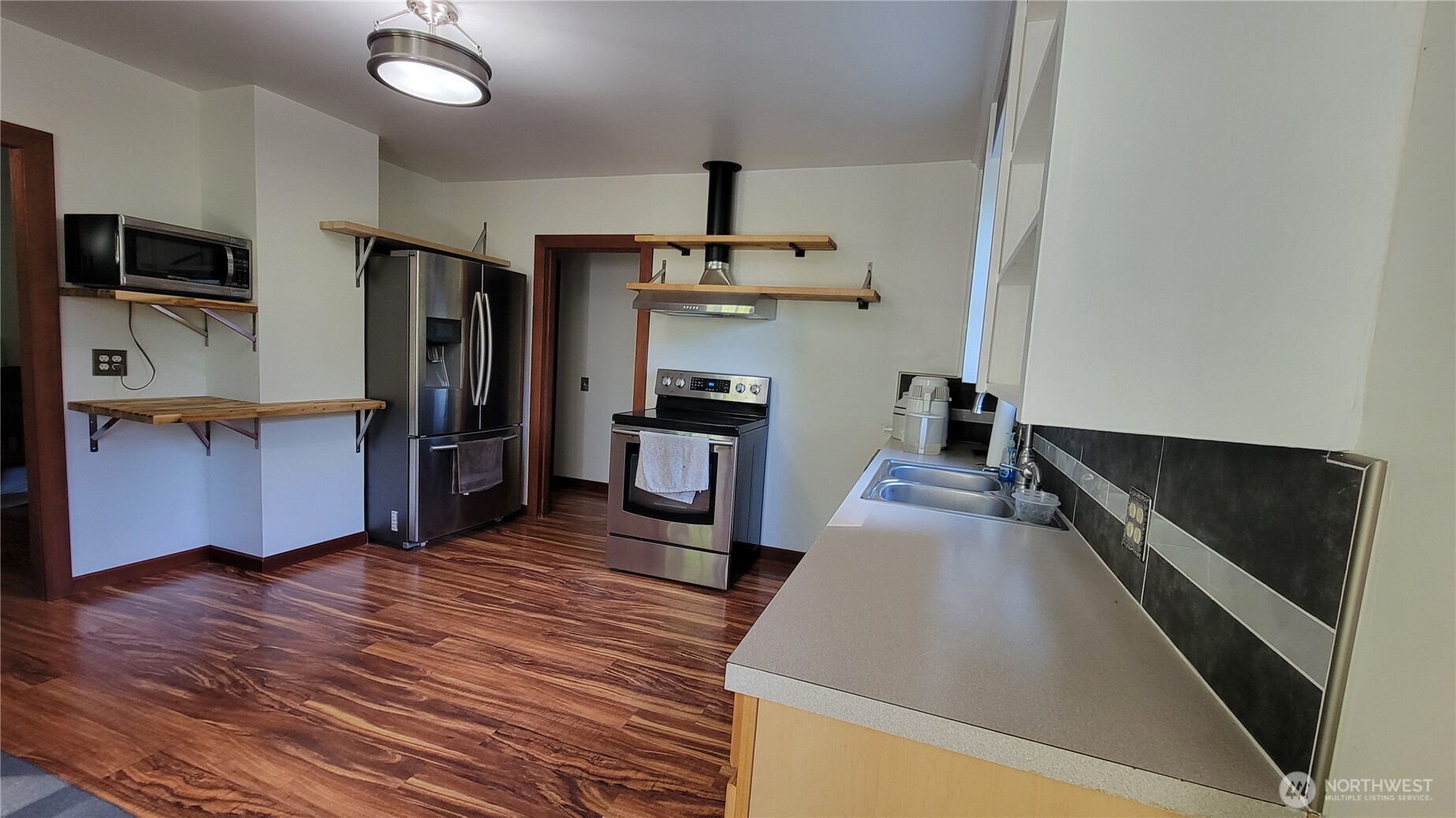 18661 Renton-Maple Vly Road Maple Valley, WA 98038 - Photo 18 of 32