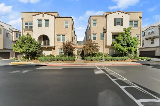 $780,000 | 543 West Foothill Boulevard, Unit 120, Glendora, CA 91741