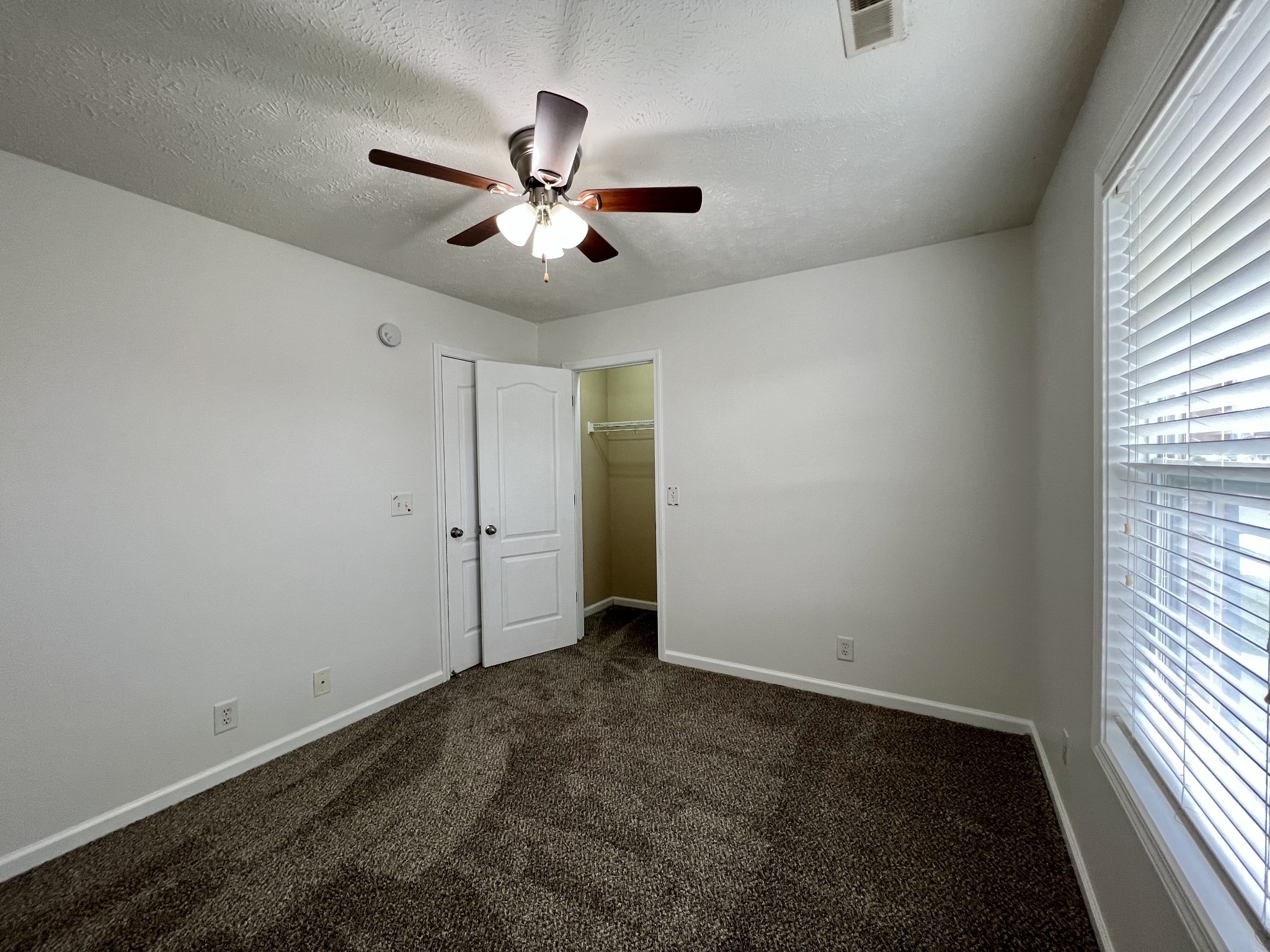 2784 Ridgepole Drive Clarksville, TN 37040 - Photo 32 of 41 Gallery Image 32