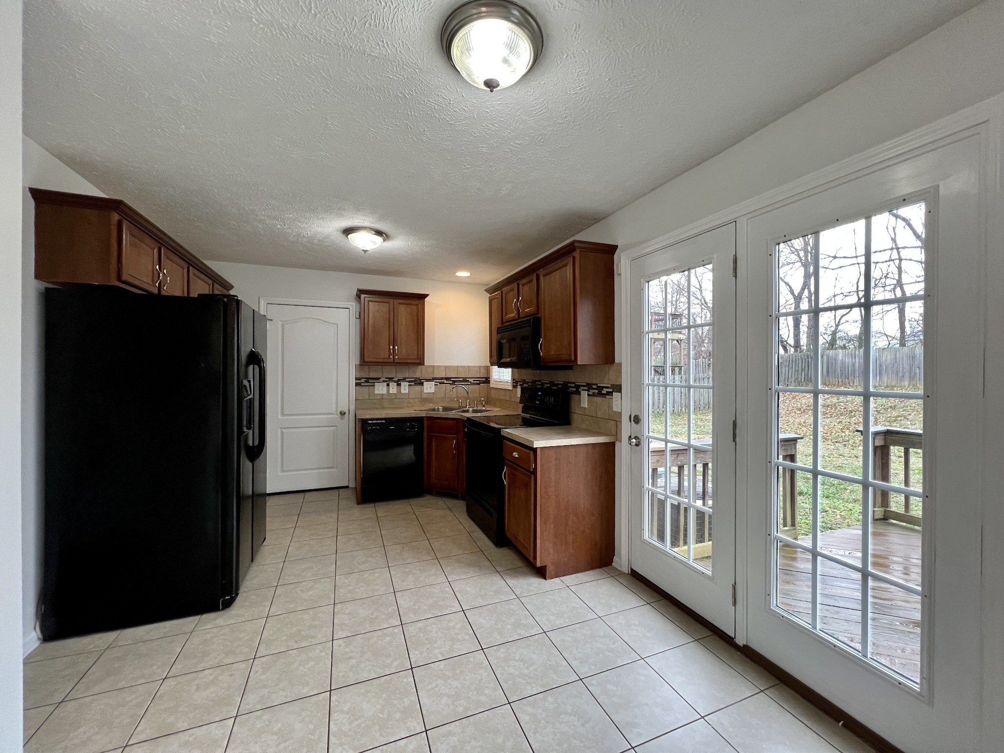 2784 Ridgepole Drive Clarksville, TN 37040 - Photo 8 of 41 Gallery Image 8