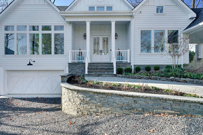 627 Oceanview Road Brielle, NJ 08730 - Photo 5 of 70 005_dsc03883-dsc03887