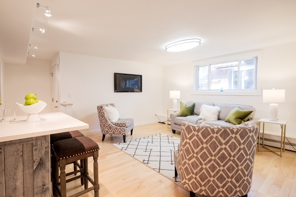 74 Bryon Road, Unit 1 Chestnut Hill, MA 02467 - Photo 3 of 14