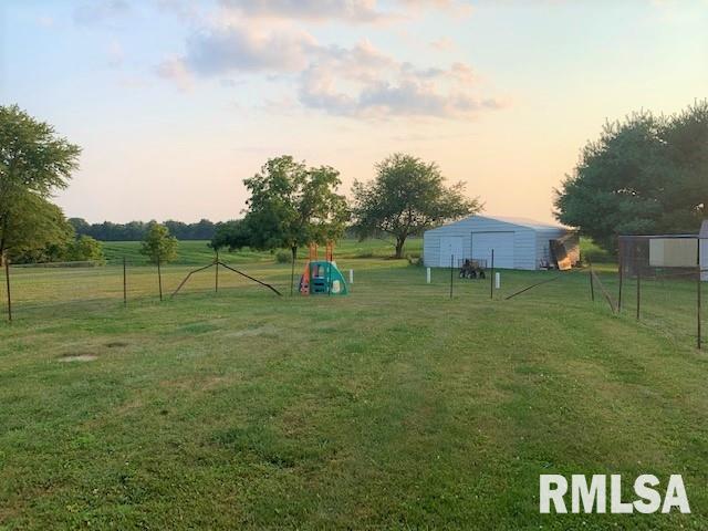 10109 South Kingston Mines Road Mapleton, IL 61547 - Photo 7 of 22