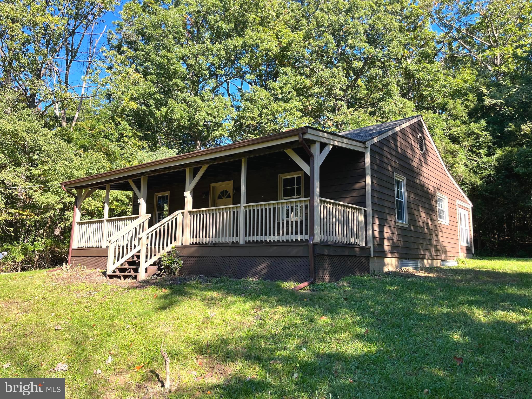 568 CEDAR GROVE RD