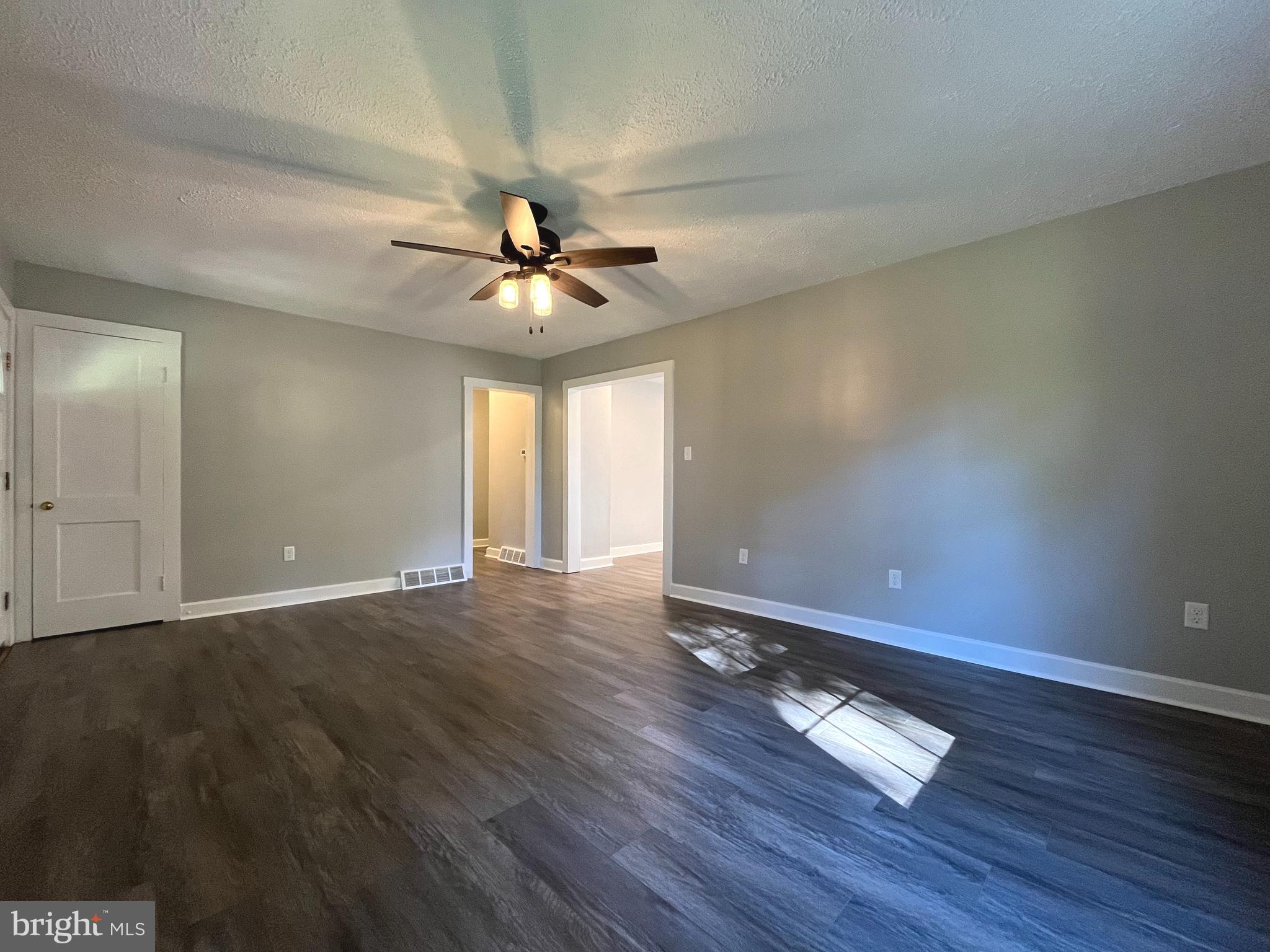 568 Cedar Grove Road Winchester, VA 22603 - Photo 11 of 30 Family Room