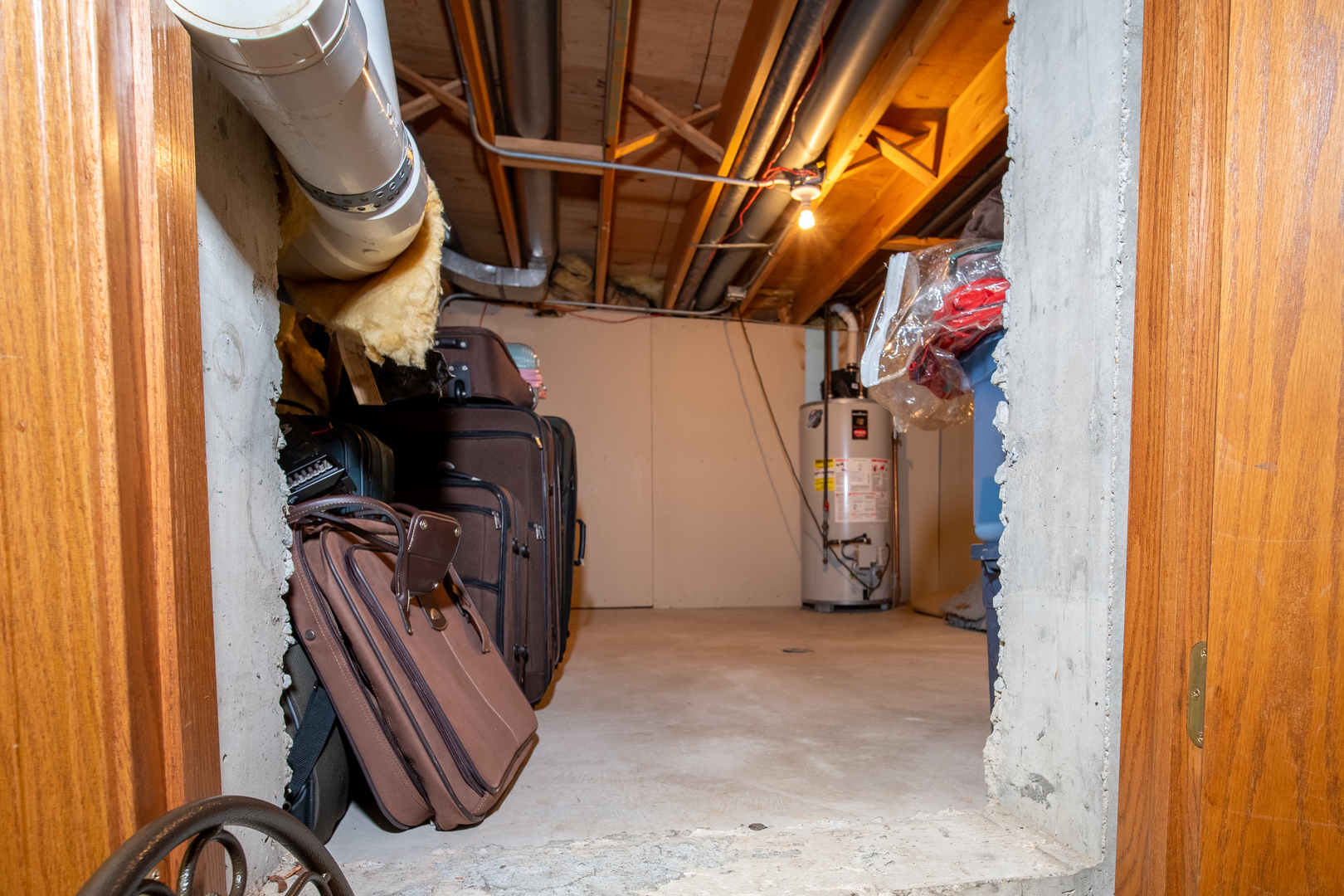 3065 182nd Place Lansing, IL 60438 - Photo 37 of 38 a view of an entryway with a fountain
