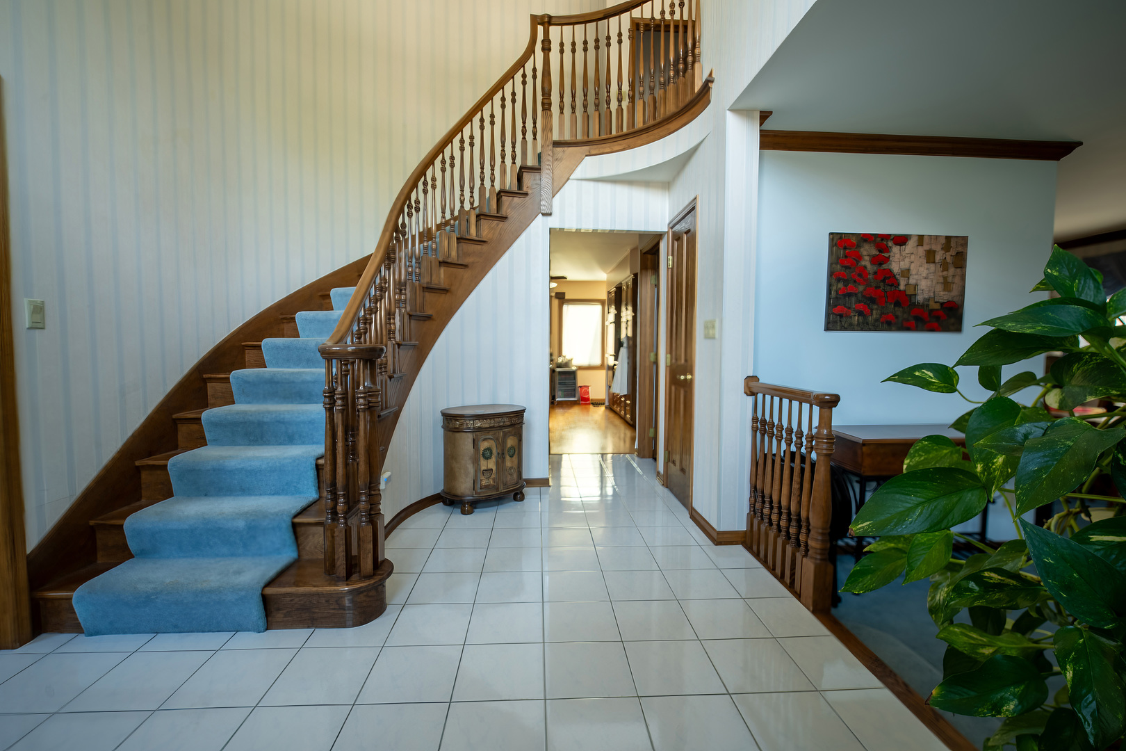 3065 182nd Place Lansing, IL 60438 - Photo 5 of 38 a view of entryway and hall