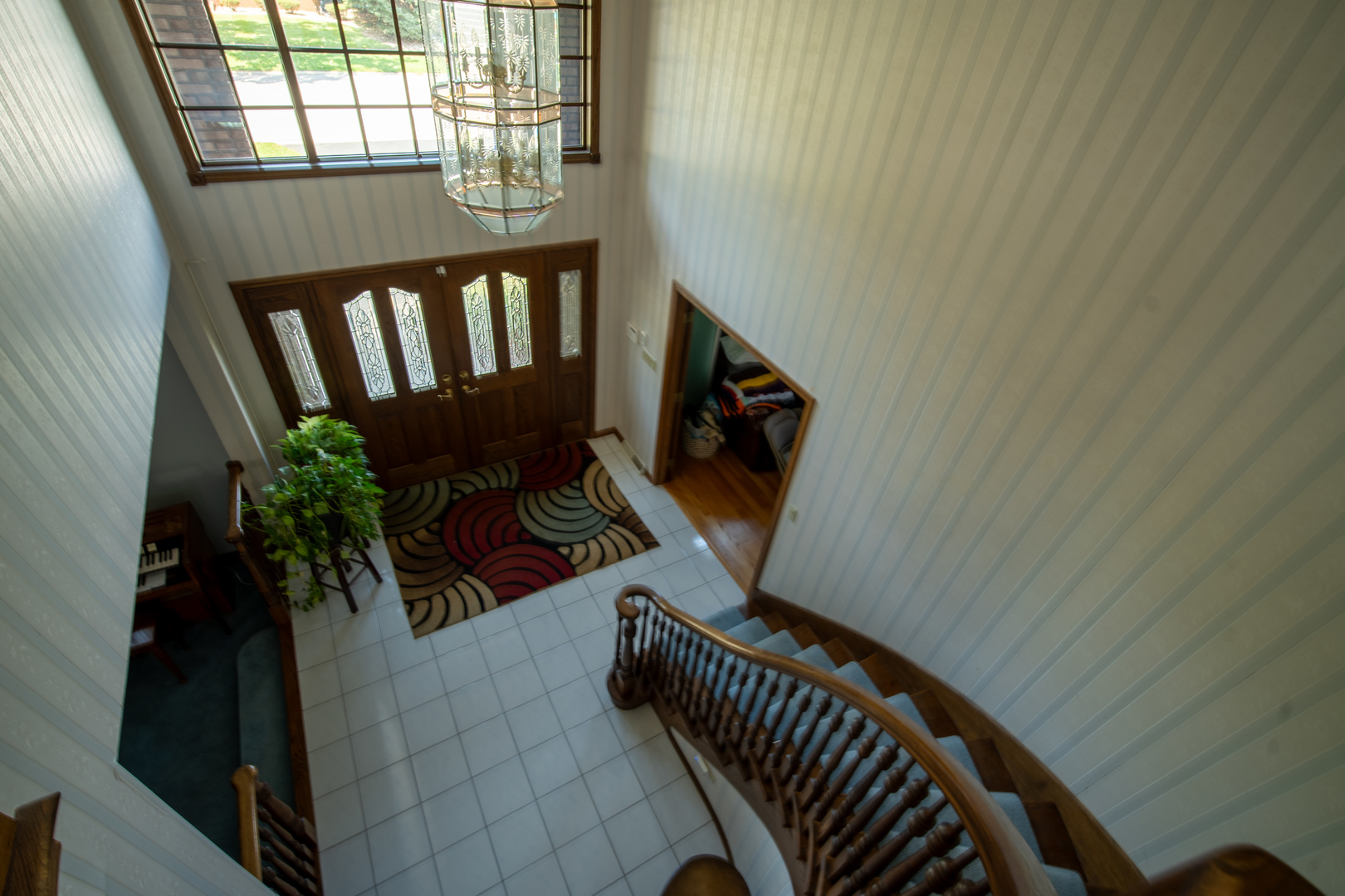 3065 182nd Place Lansing, IL 60438 - Photo 6 of 38 a view of entryway with wooden floor