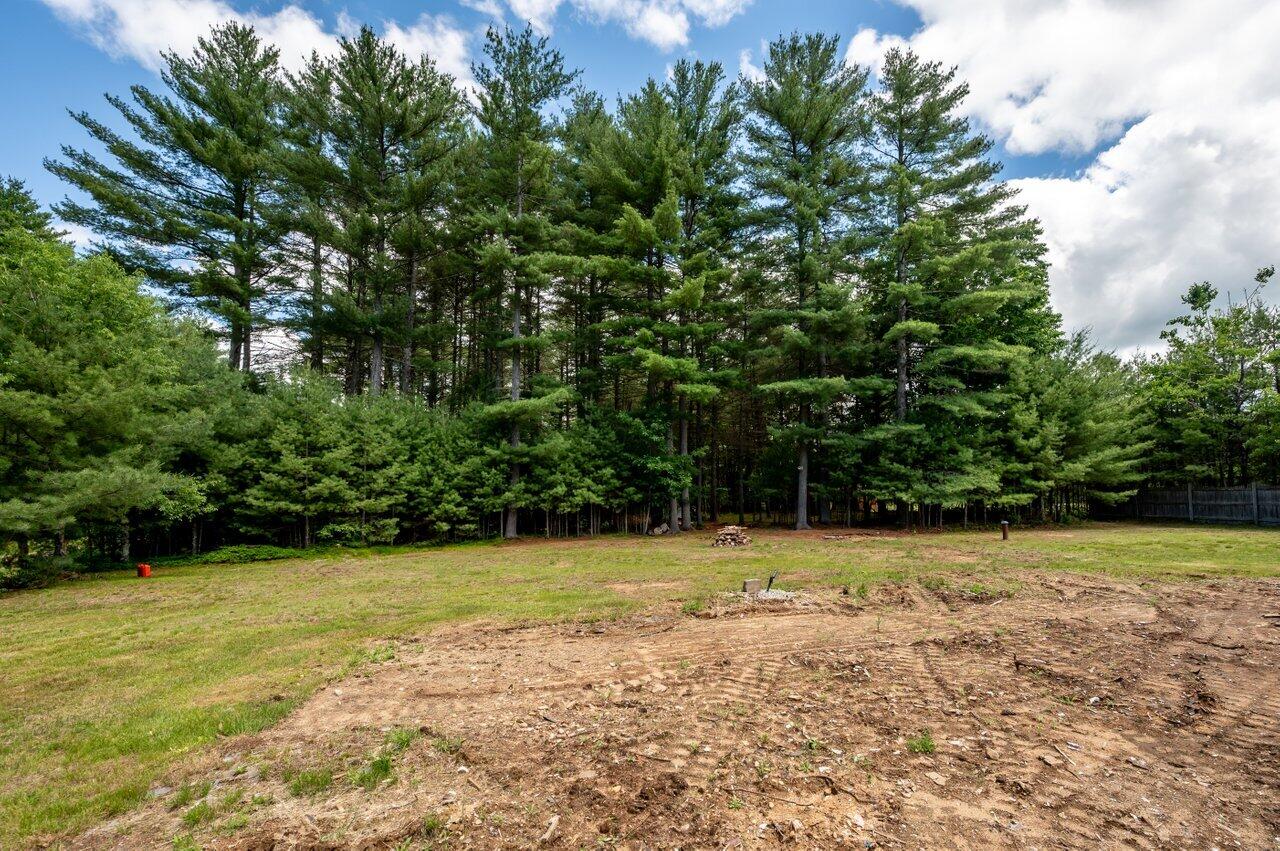 300 Hubbard Road Lebanon, ME 04027 - Photo 1 of 7 015-300HubbardRoad-Lebanon-ME-04027-SMAL