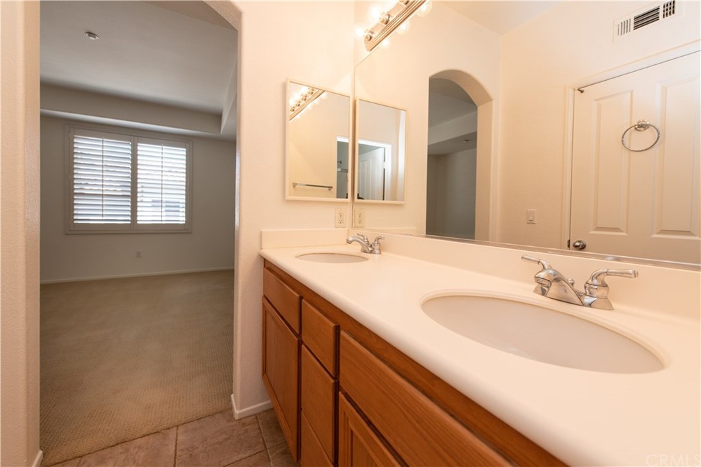 1261 Olson Drive Fullerton, CA 92833 - Photo 20 of 53