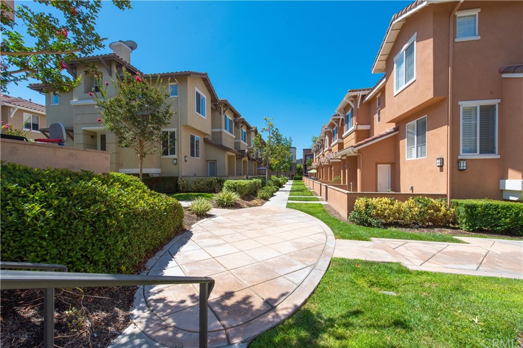 1261 Olson Drive Fullerton, CA 92833 - Photo 35 of 53