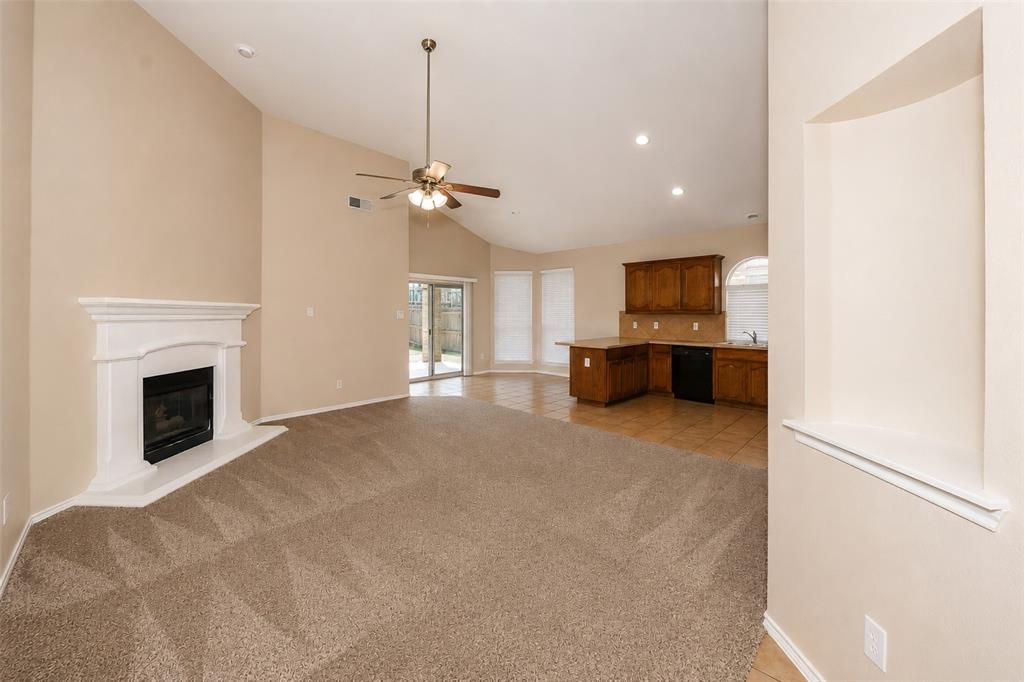 12808 Old MacGregor Lane Fort Worth, TX 76244 - Photo 10 of 33 Gallery Image 10
