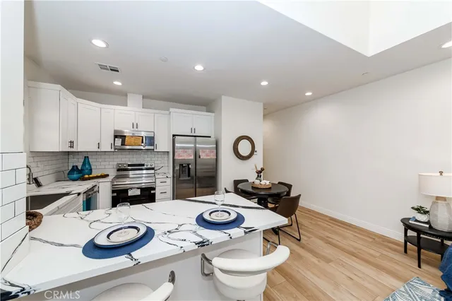 $2,499,000 | 539 West Amerige Avenue, Fullerton, CA 92832