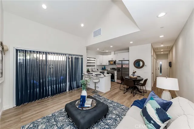 $2,499,000 | 539 West Amerige Avenue, Fullerton, CA 92832