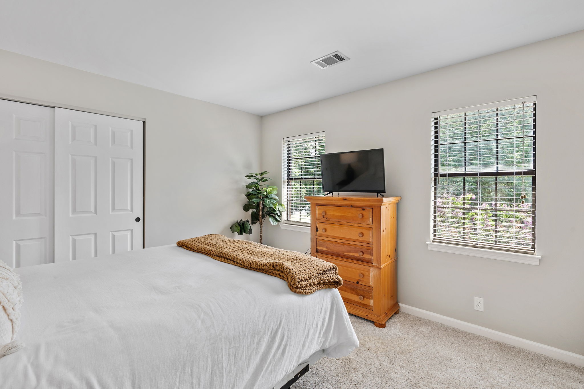 4309 Oakcrest Lane Hermitage, TN 37076 - Photo 19 of 44