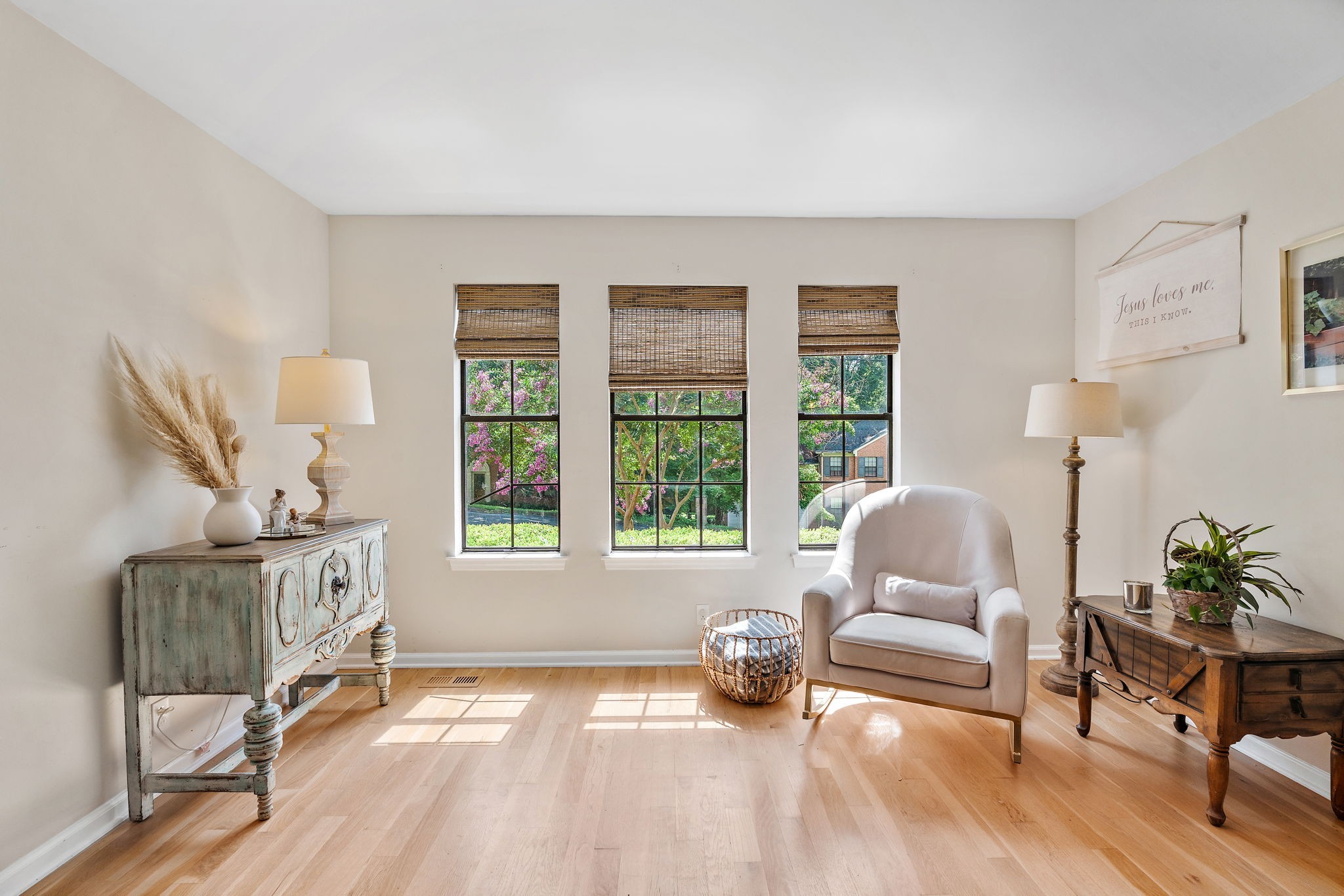 4309 Oakcrest Lane Hermitage, TN 37076 - Photo 6 of 44