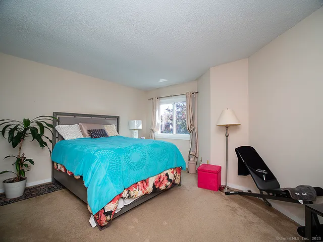 $250,000 | 1410 Whitney Avenue, Unit E2, Hamden, CT 06517