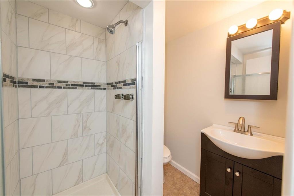 5340 Meadowcrest Road Pittsburgh, PA 15236 - Photo 8 of 22 Gallery Image 8