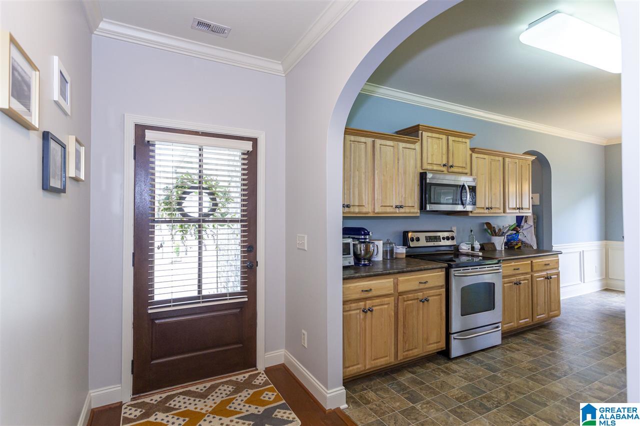 1024 Pearl Place Calera, AL 35040 - Photo 2 of 40
