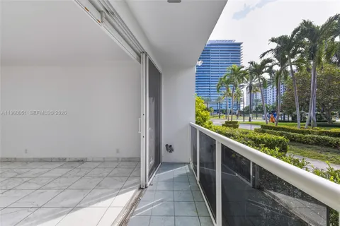 $435,000 | 1 Harbour Way, Unit 108, Bal Harbour, FL 33154