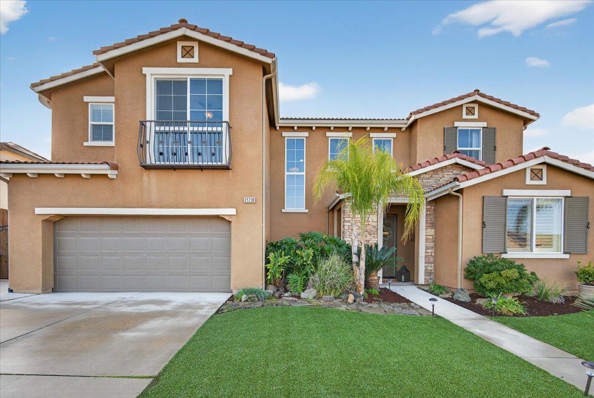 21238 Lago Bello Friant, CA 93626 - Photo 2 of 67