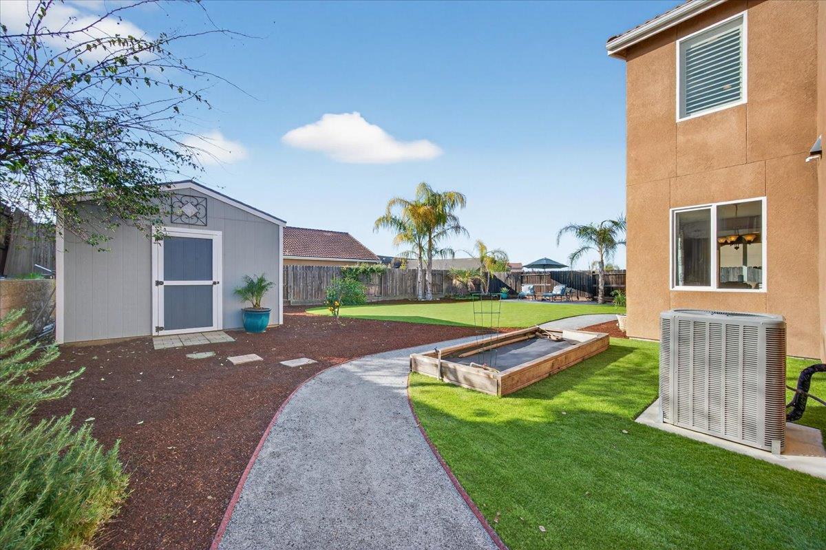 21238 Lago Bello Friant, CA 93626 - Photo 59 of 67