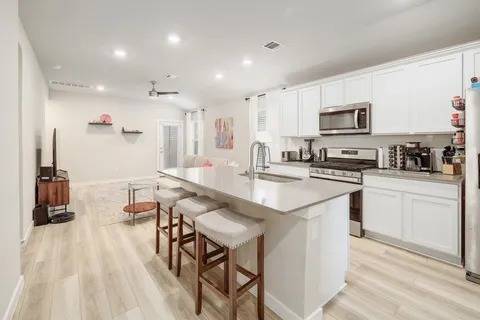 $385,000 | 204 Halford Road, Georgetown, TX 78633