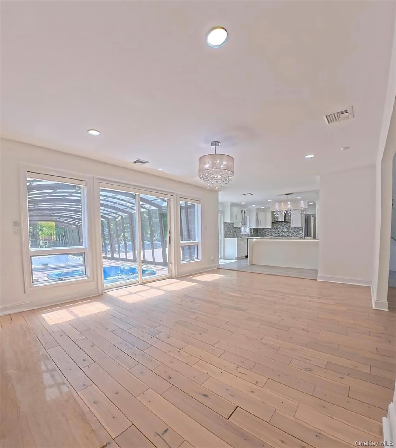 44 Warner Road Huntington, NY 11743 - Photo 11 of 37