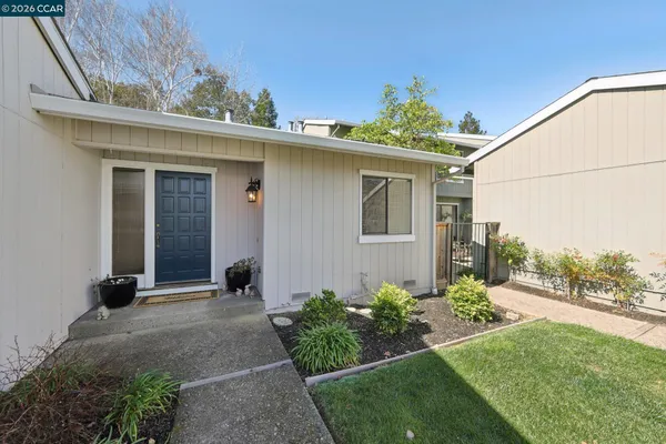 $1,295,000 | 826 Augusta Drive, Moraga, CA 94556