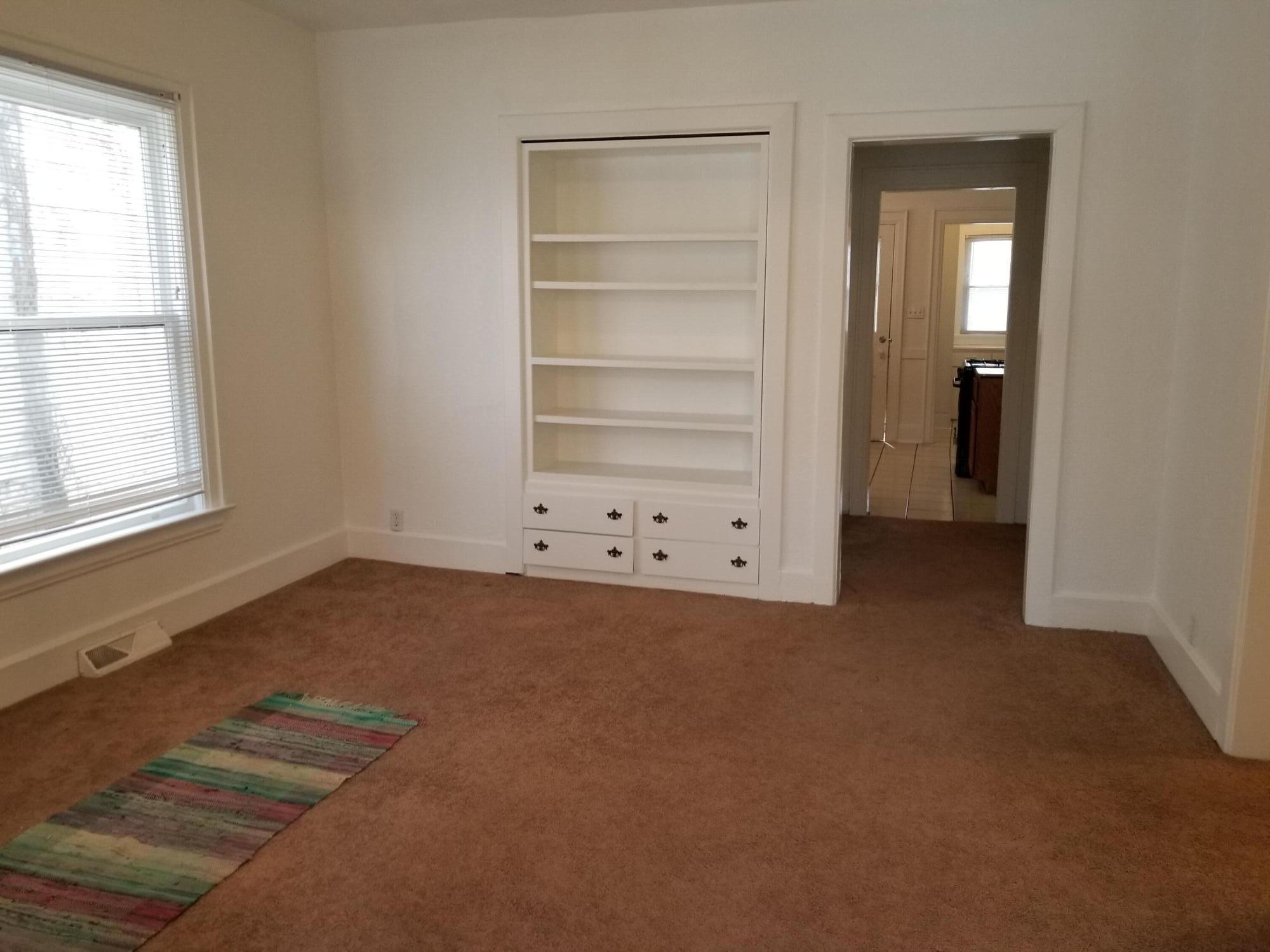 2425 North Cramer Street Milwaukee, WI 53211 - Photo 7 of 14 CramerDine