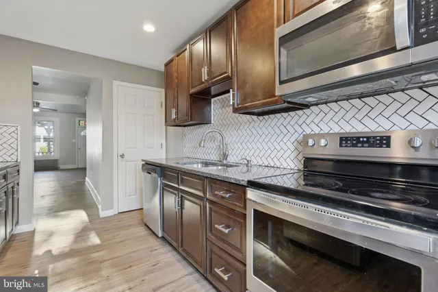 $259,900 | 516 North Charlotte Street, Pottstown, PA 19464