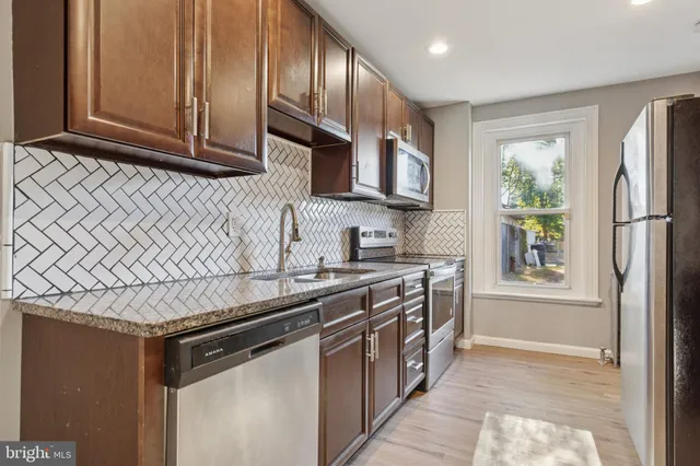 $259,900 | 516 North Charlotte Street, Pottstown, PA 19464