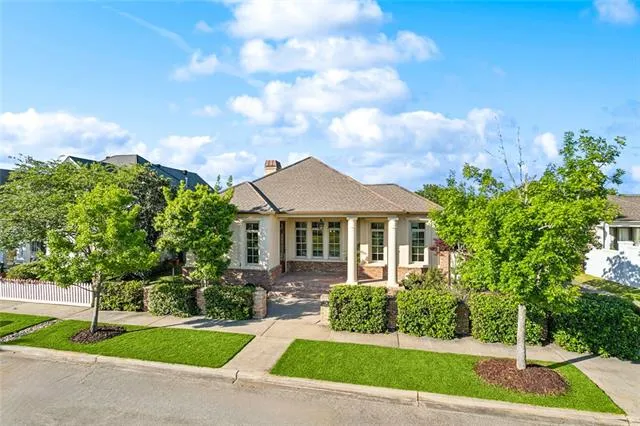 $915,000 | 736 Cottage Lane, Covington, LA 70433