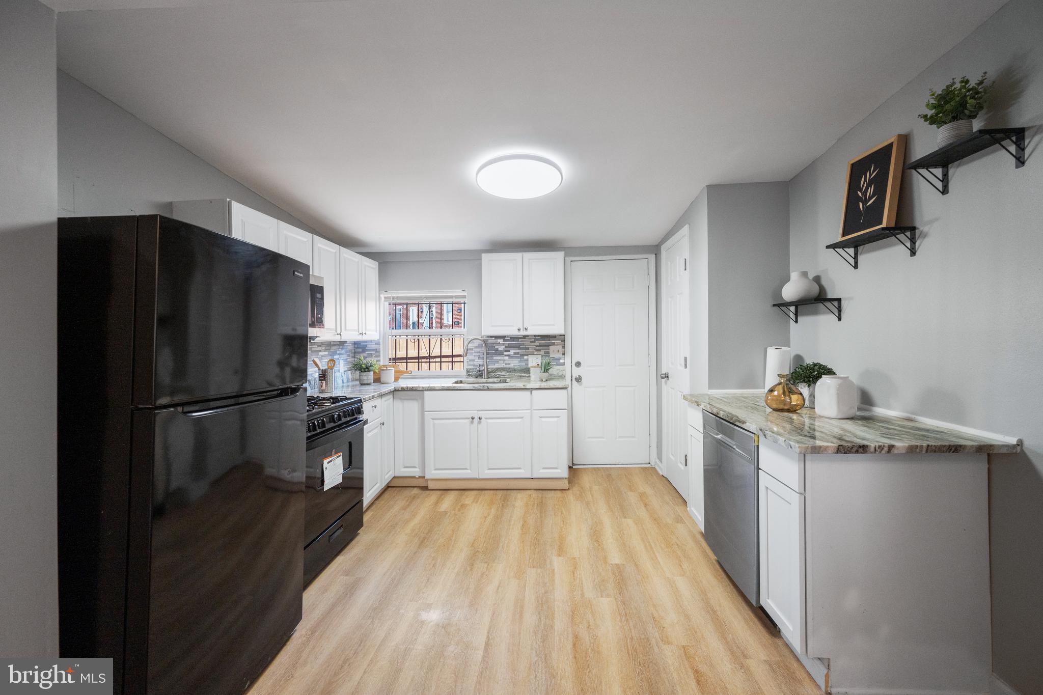 1028 West Cross Street Baltimore, MD 21230 - Photo 6 of 31