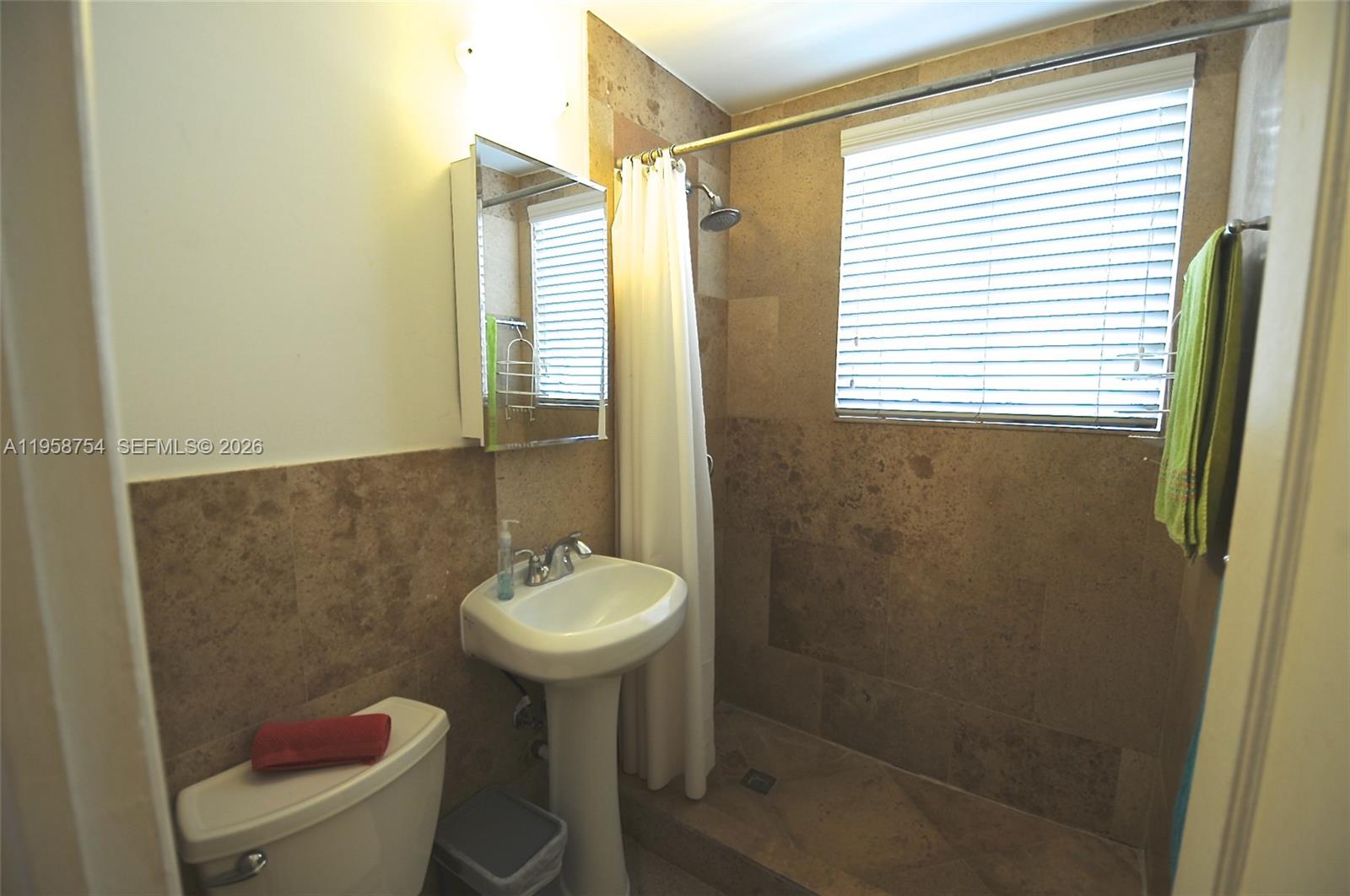 601 7th Street, Unit 4 Miami Beach, FL 33139 - Photo 9 of 16