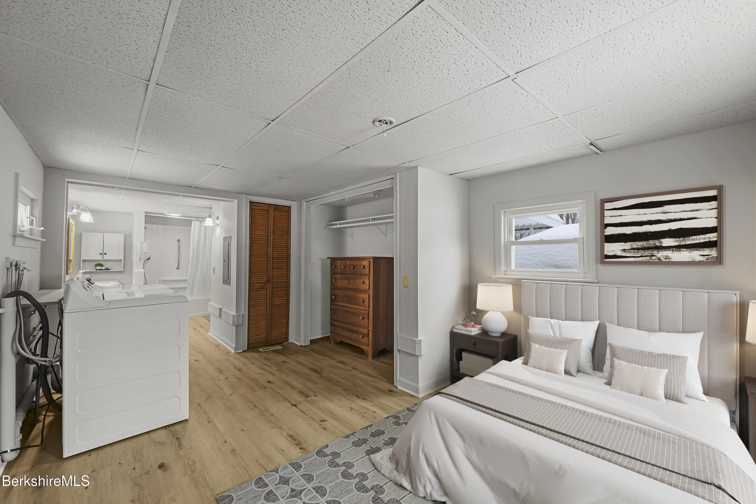 1 Pinnacle Lane Adams, MA 01220 - Photo 28 of 28 110 Bedroom_VS