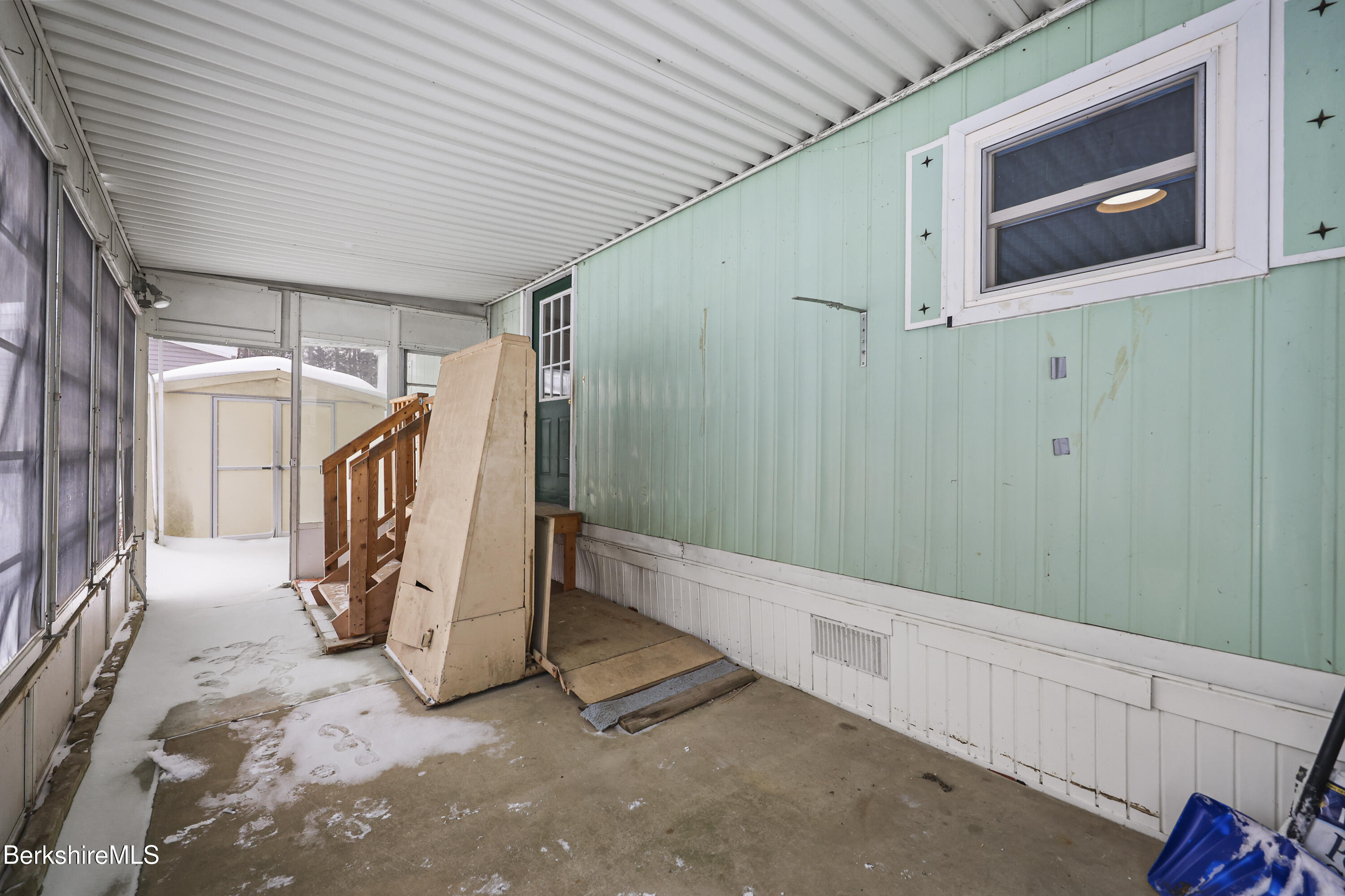 1 Pinnacle Lane Adams, MA 01220 - Photo 5 of 28 Side Porch