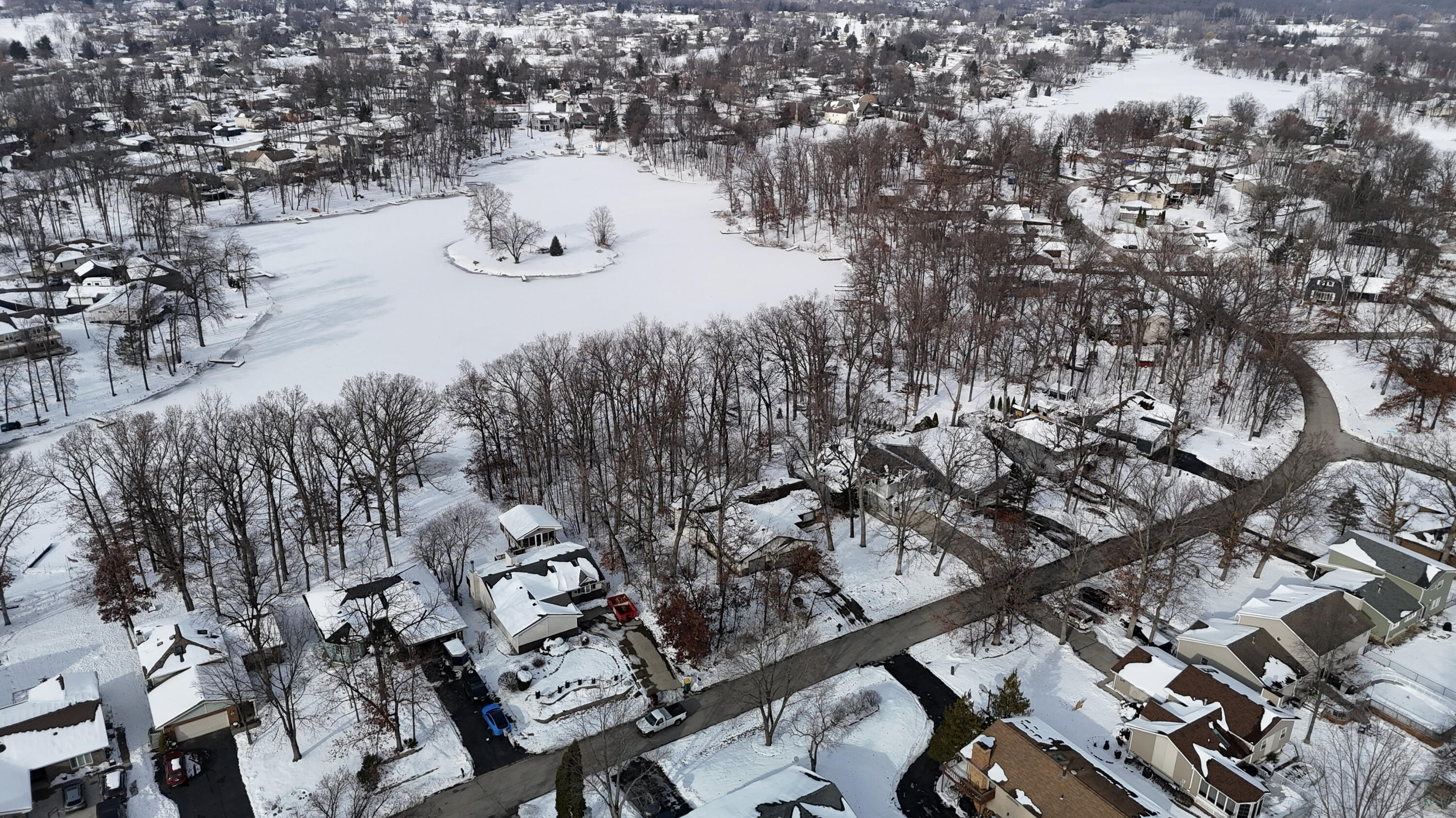 2091 Hidden Valley Drive Crown Point, IN 46307 - Photo 33 of 38 3000x1687