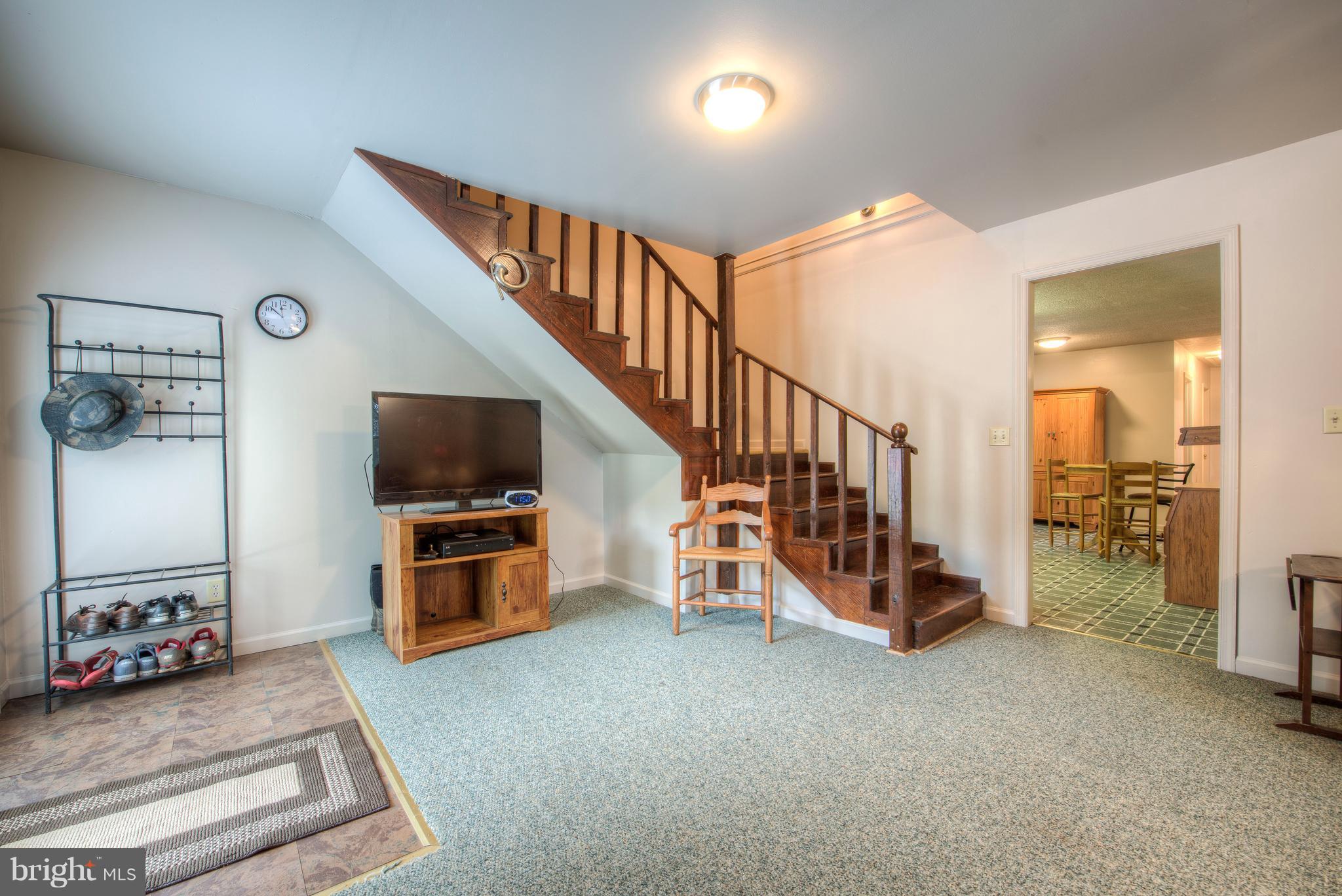 16435 Matthews Mill Road Orange, VA 22960 - Photo 4 of 22 Family Room