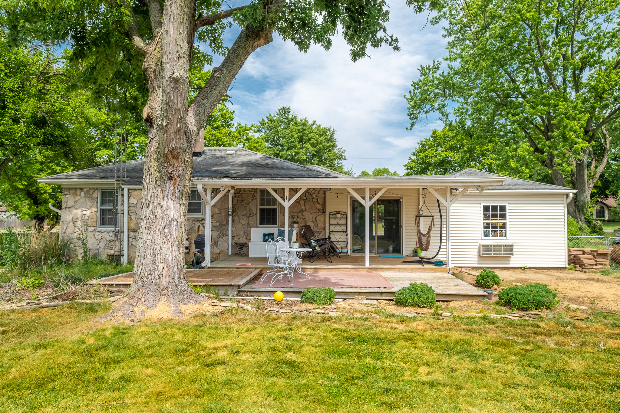 2714 North Marr Road Columbus, IN 47203 - Photo 19 of 25 Gallery Image 19