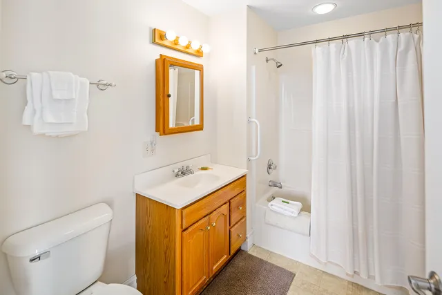 $750,000 | 49-55 Water Street, Eastport, ME 04631