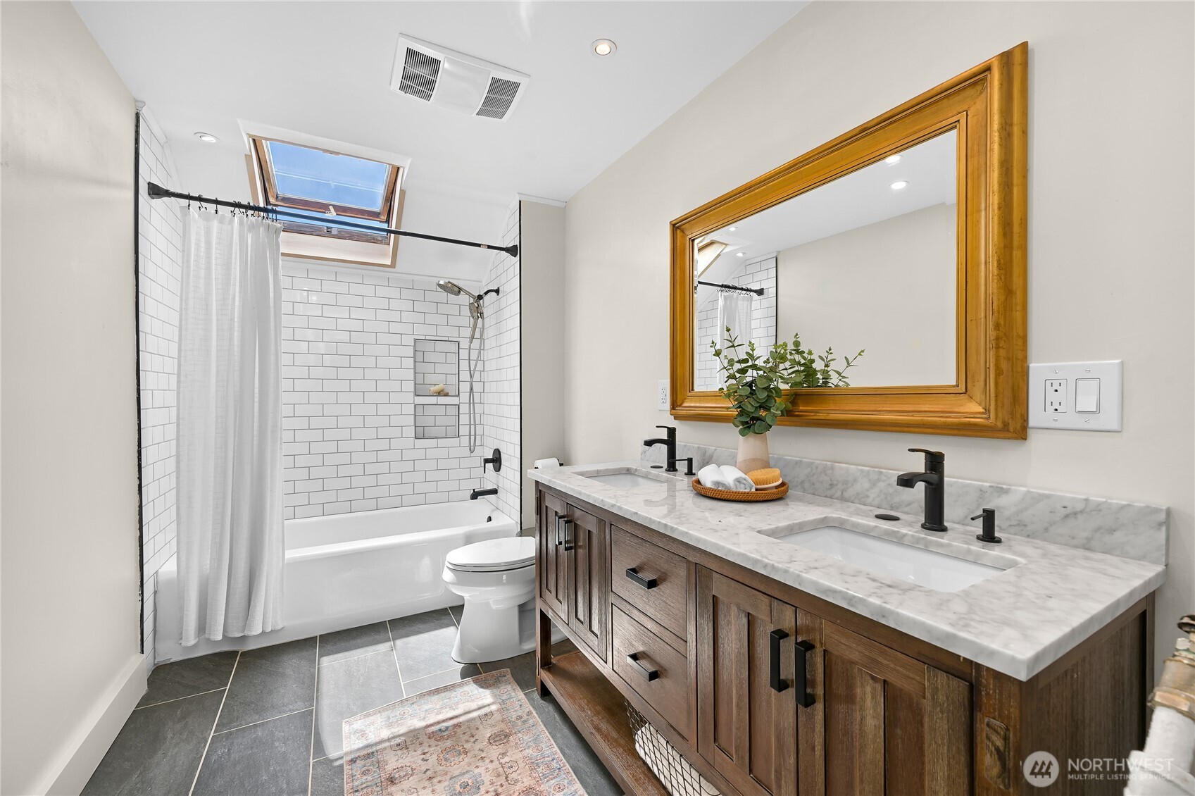 2600 Hampton Place Bellingham, WA 98225 - Photo 27 of 38