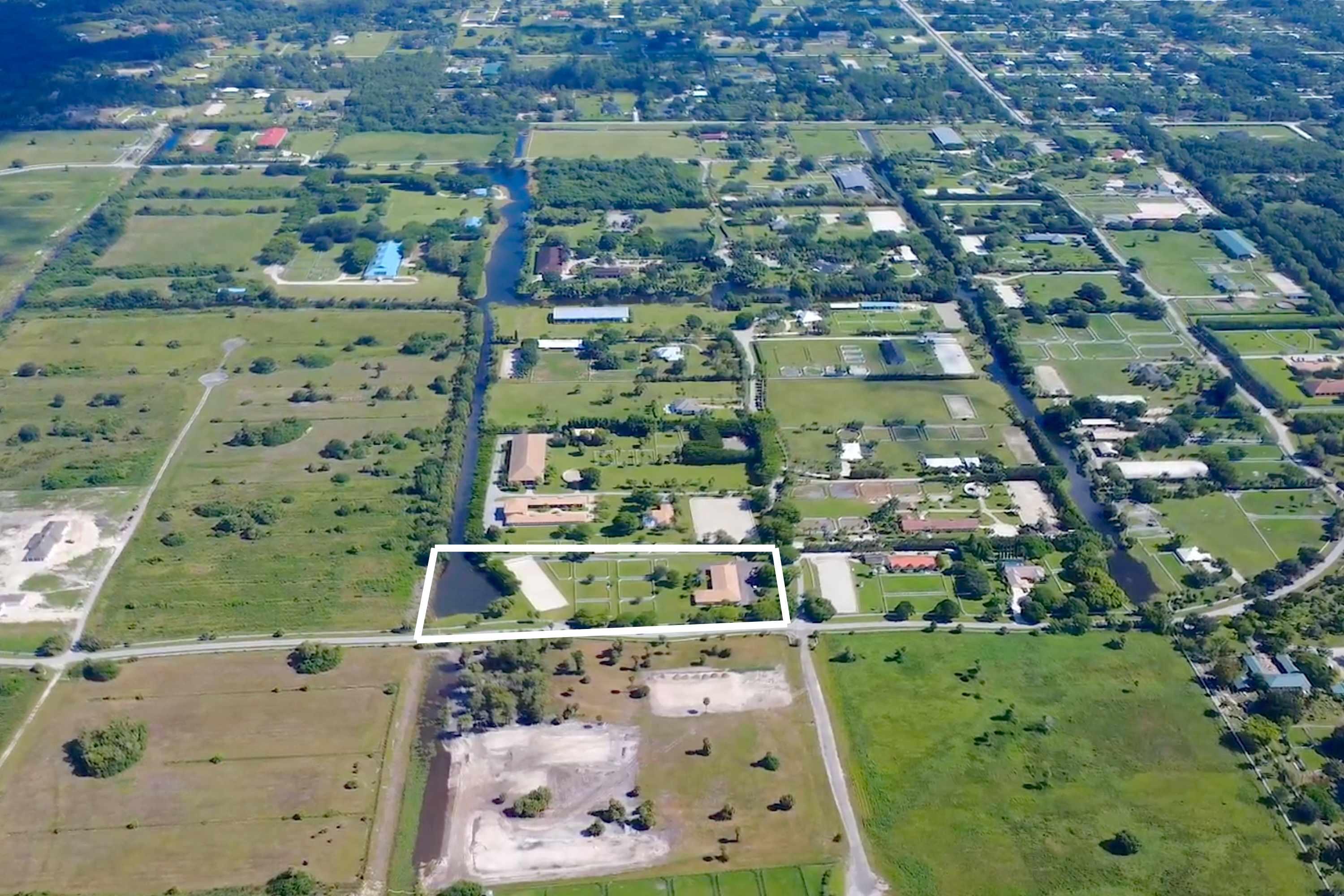 3935 Hanover Circle Loxahatchee, FL 33470 - Photo 26 of 29 view of a city