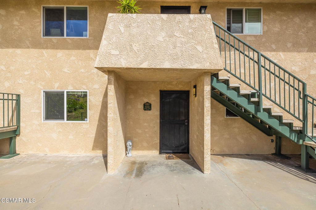 6441 Kanan Dume Road Malibu, CA 90265 - Photo 2 of 33
