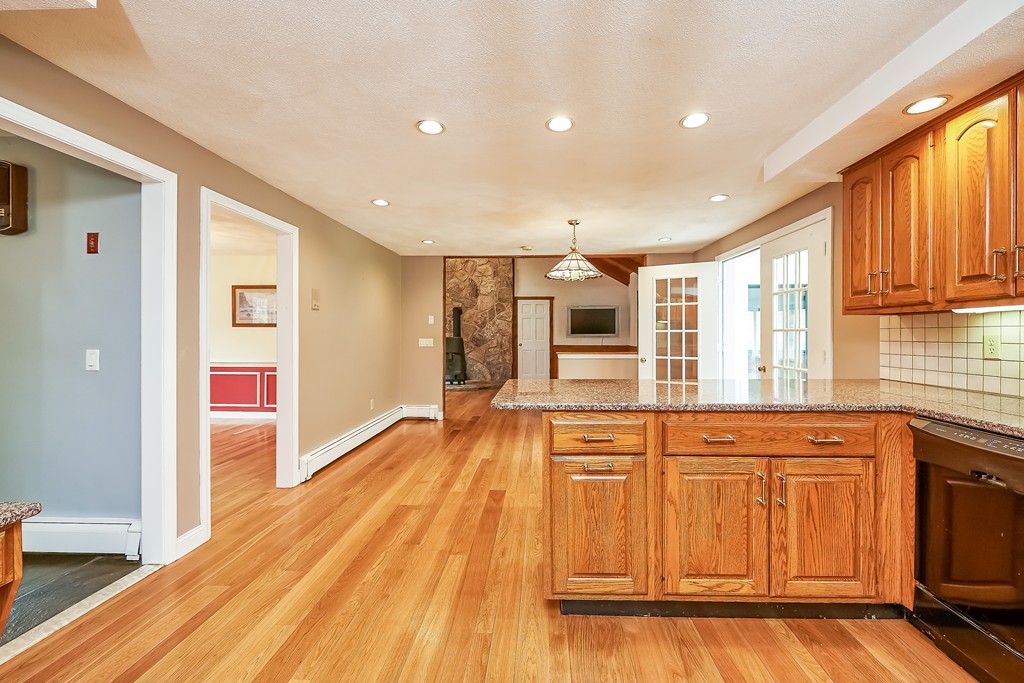 100 Range Road Concord, MA 01742 - Photo 13 of 24 Gallery Image 13