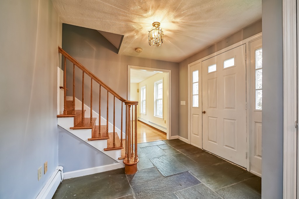 100 Range Road Concord, MA 01742 - Photo 5 of 24 Gallery Image 5
