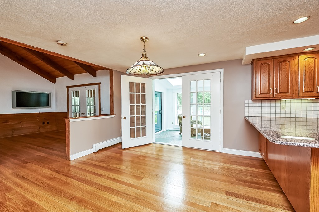 100 Range Road Concord, MA 01742 - Photo 8 of 24 Gallery Image 8